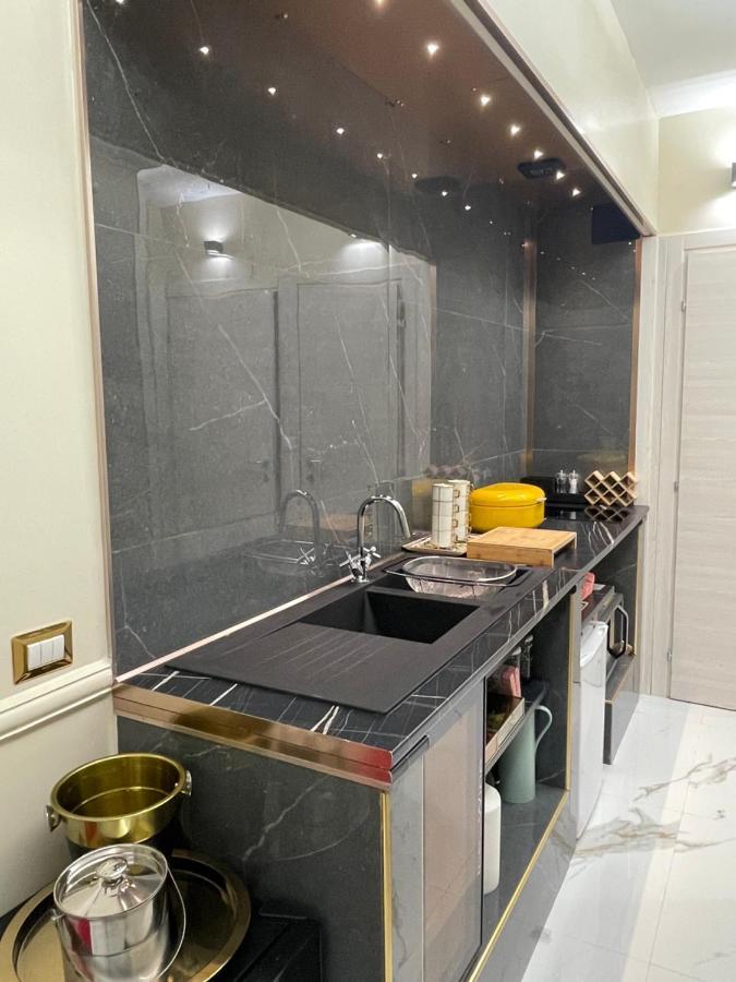 Spanish Steps Glamour & Sauna Luxury Apartment **** Rom Eksteriør billede